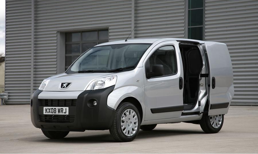  Peugeot Bipper 2008 года  (фото 15 из 93)